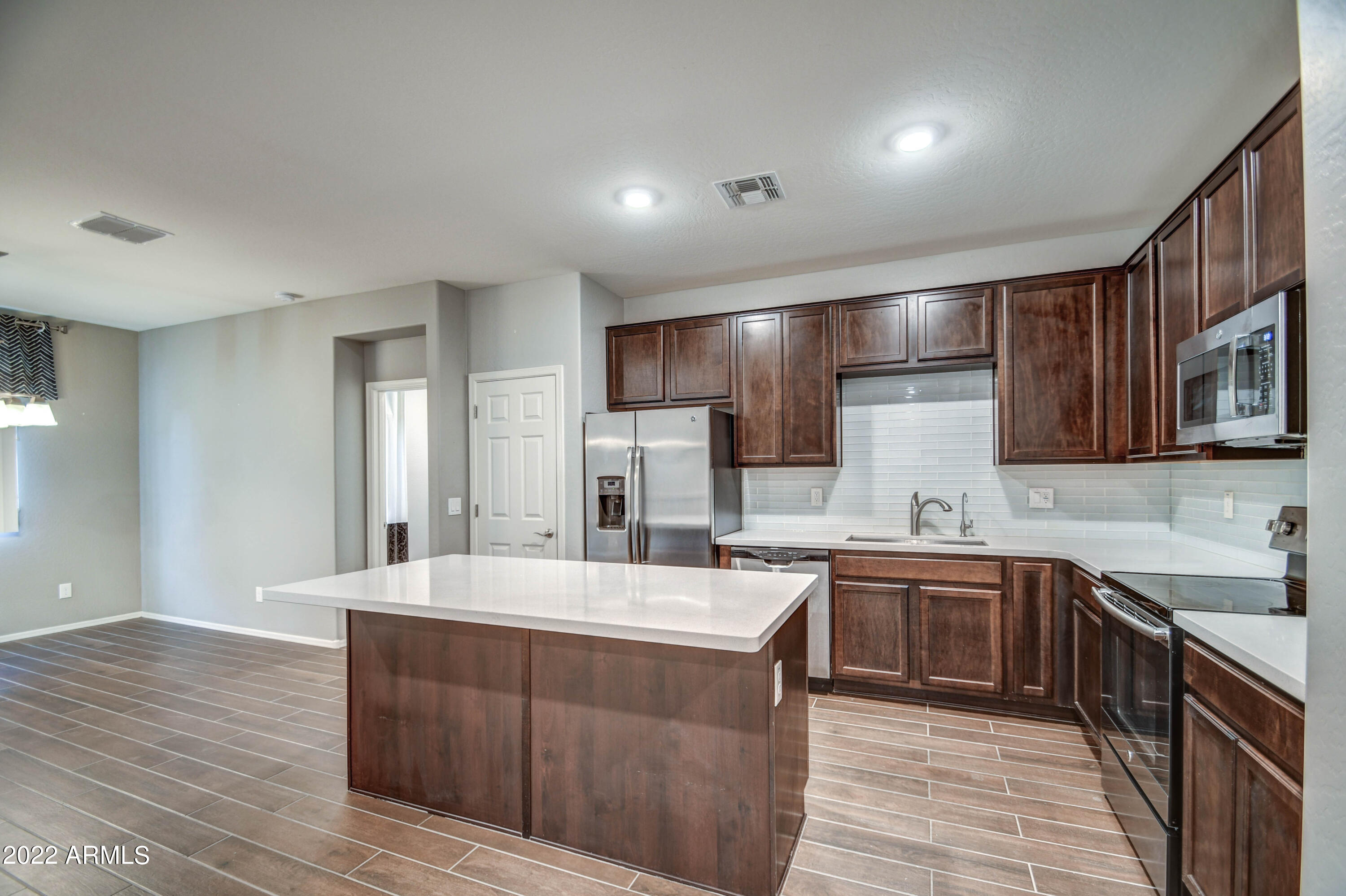 4088 West Coles Road Laveen, AZ 85339 - Photo 4 of 23 KITCHEN 1