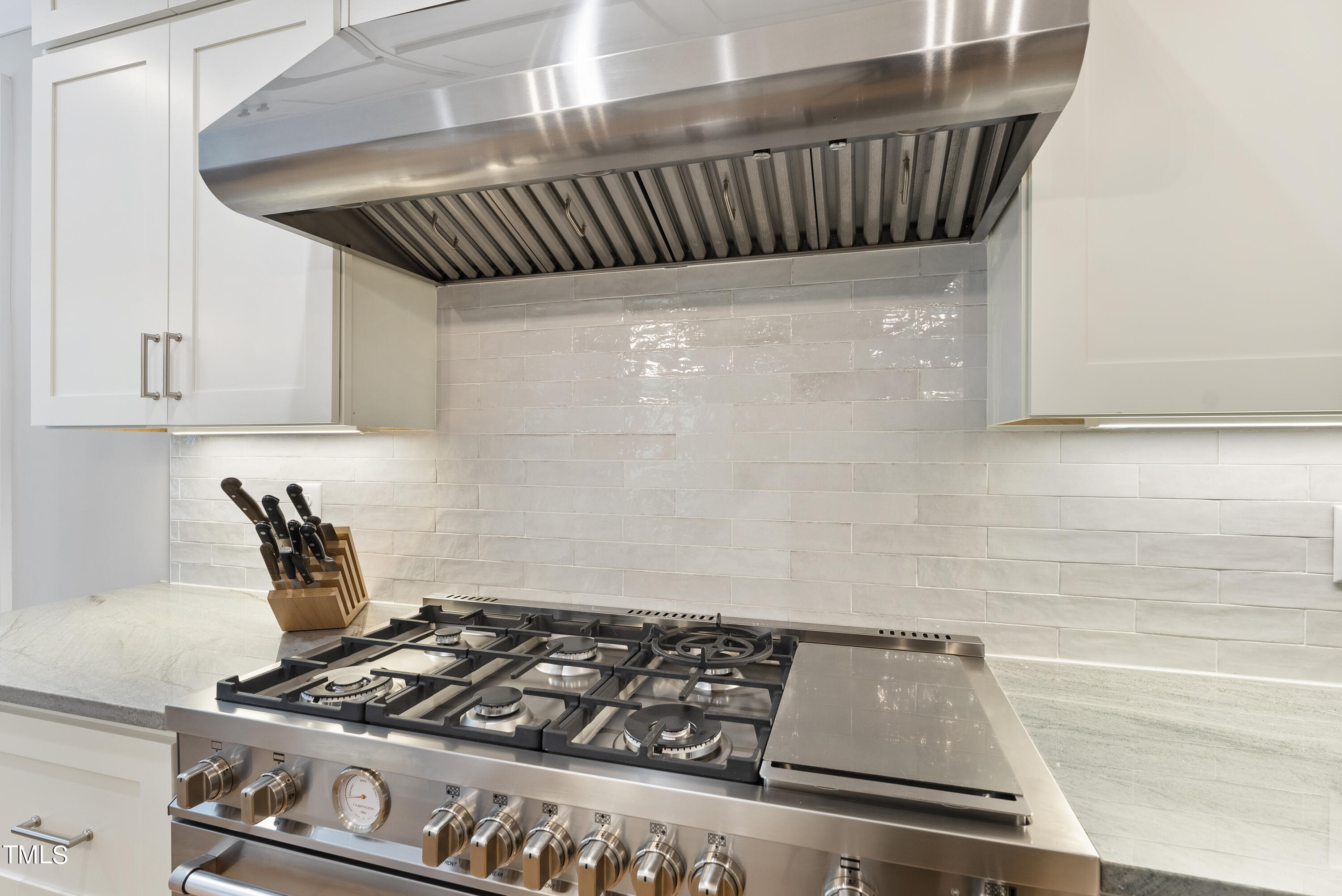 3013 Churchill Road Raleigh, NC 27607 - Photo 12 of 50 DSC02539