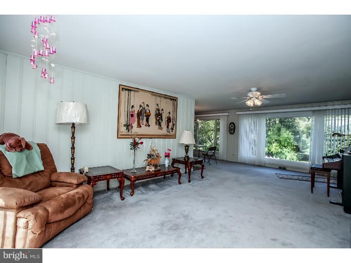 3607 Goshen Road Newtown Square, PA 19073 - Photo 4 of 25 Living Room
