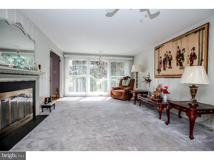 3607 Goshen Road Newtown Square, PA 19073 - Photo 5 of 25 Living Room