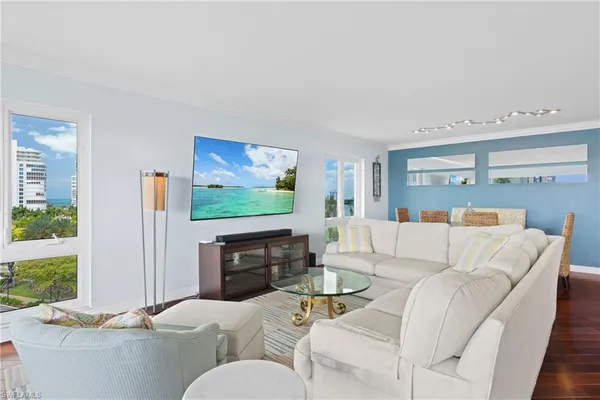 $15,000 | 250 Park Shore Drive, Unit 803, Naples, FL 34103