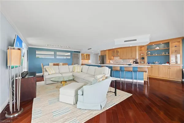 $15,000 | 250 Park Shore Drive, Unit 803, Naples, FL 34103