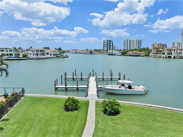 $15,000 | 250 Park Shore Drive, Unit 803, Naples, FL 34103