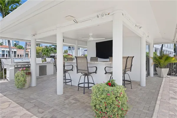 $15,000 | 250 Park Shore Drive, Unit 803, Naples, FL 34103