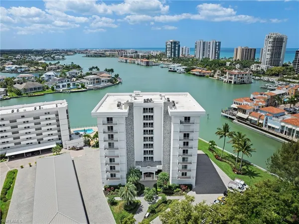 $15,000 | 250 Park Shore Drive, Unit 803, Naples, FL 34103