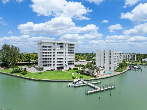 $15,000 | 250 Park Shore Drive, Unit 803, Naples, FL 34103