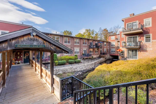 $425,000 | 7 Chester Road, Unit 211, Derry, NH 03038