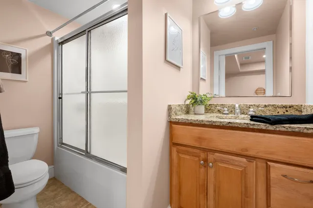 $425,000 | 7 Chester Road, Unit 211, Derry, NH 03038