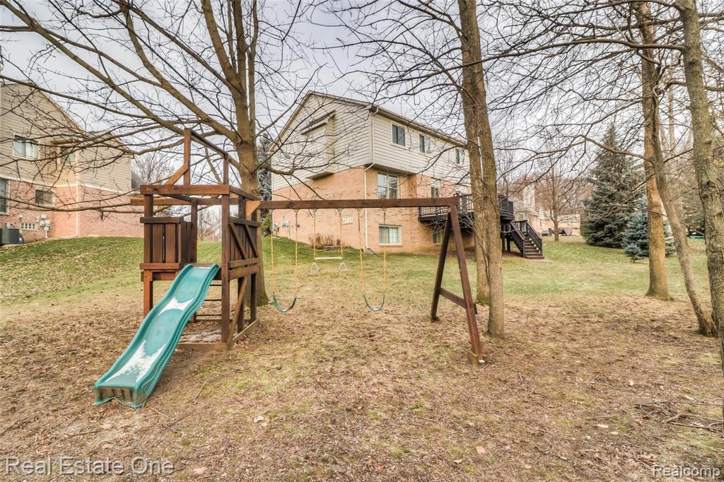 2703 Oak View Court Rochester Hills, MI 48307 - Photo 48 of 53
