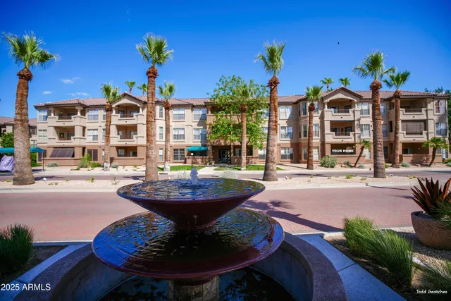 $2,500 | 14950 West Mountain View Boulevard, Unit 6103, Surprise, AZ 85374