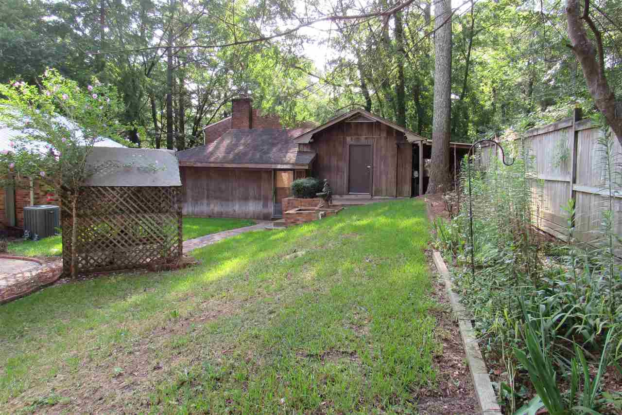 1805 Meadowbrook Road Jackson, MS 39211 - Photo 26 of 31 Photo 26