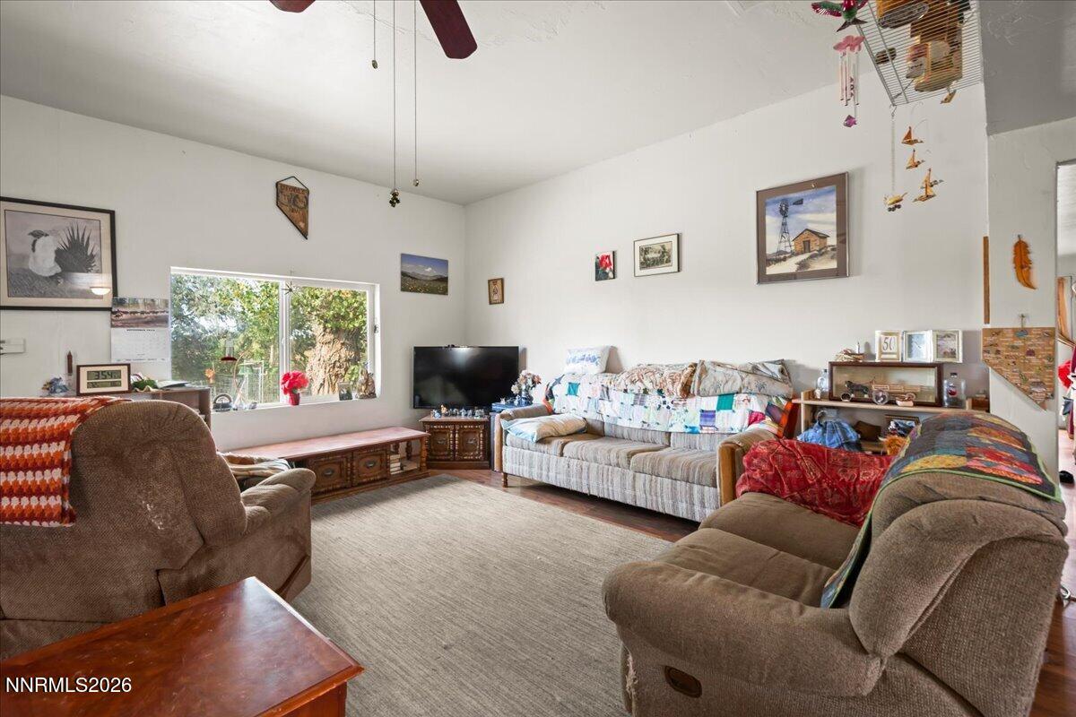 4520 Solias Road Fallon, NV 89406 - Photo 12 of 40 07-DSC06247