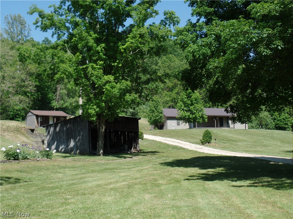 240 Swift Road Waterford, OH 45786 - Photo 4 of 27