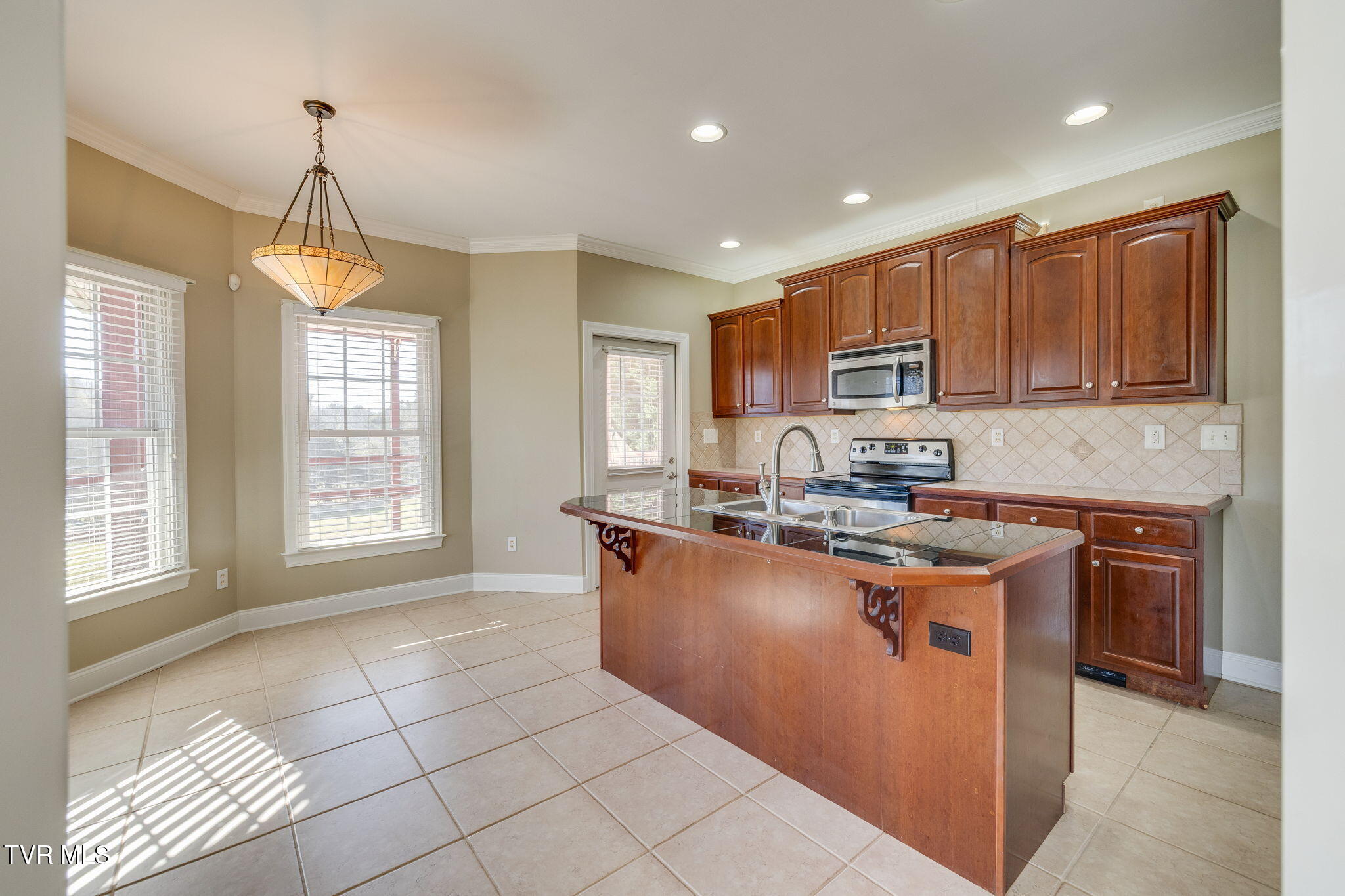 733 Rocky Branch Road Blountville, TN 37617 - Photo 17 of 68 014