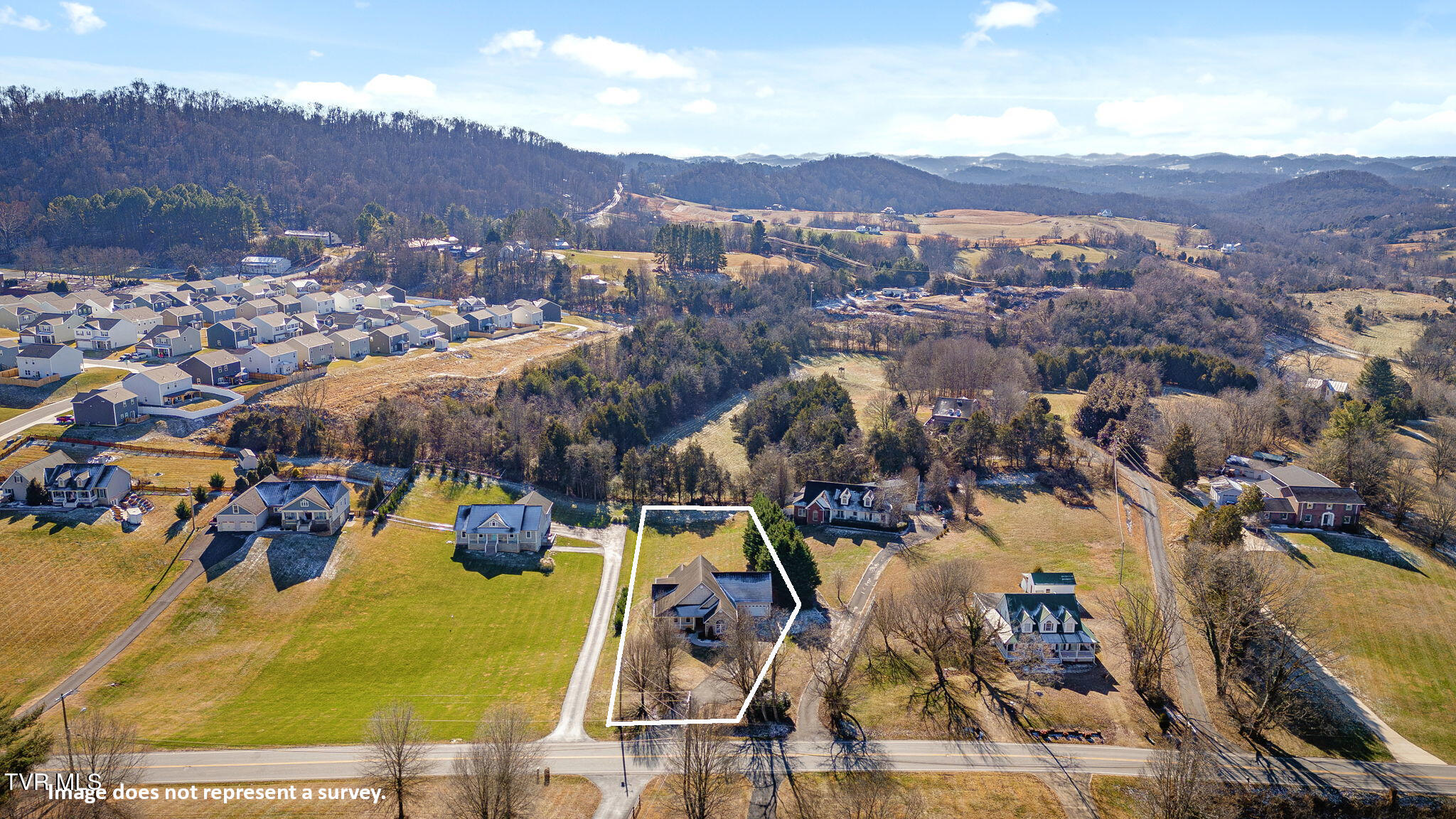 733 Rocky Branch Road Blountville, TN 37617 - Photo 5 of 68 003-2