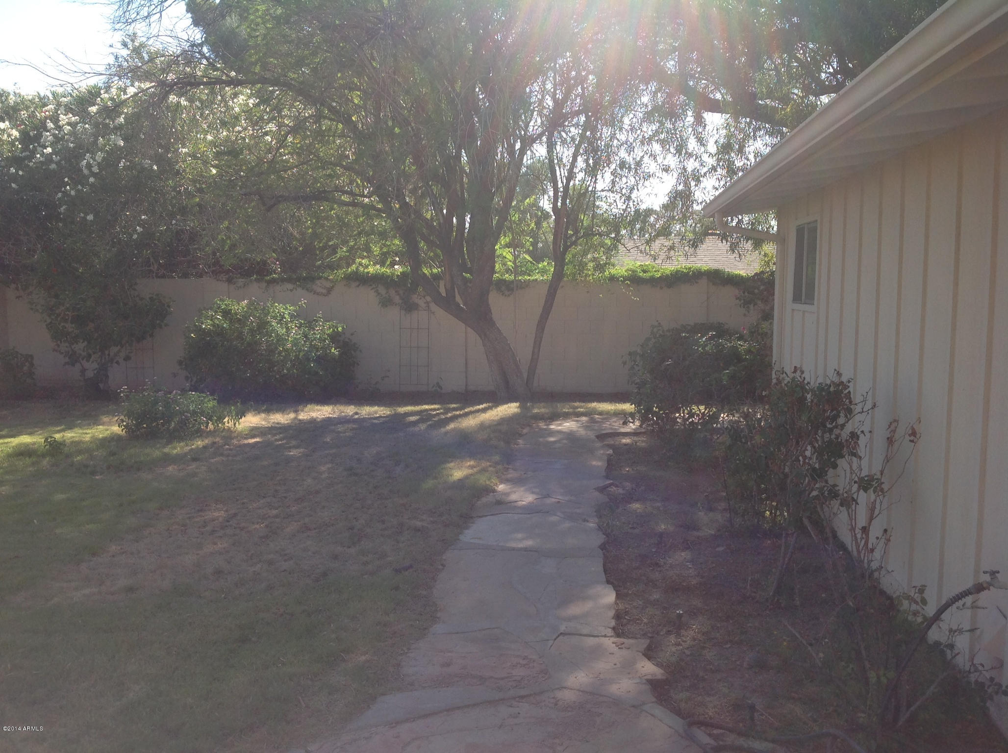 2431 East Lamar Road Phoenix, AZ 85016 - Photo 16 of 19 IMG_8927