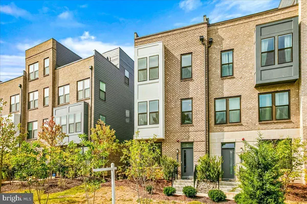 $4,750 | 12768 Sunrise Valley Drive, Reston, VA 20191