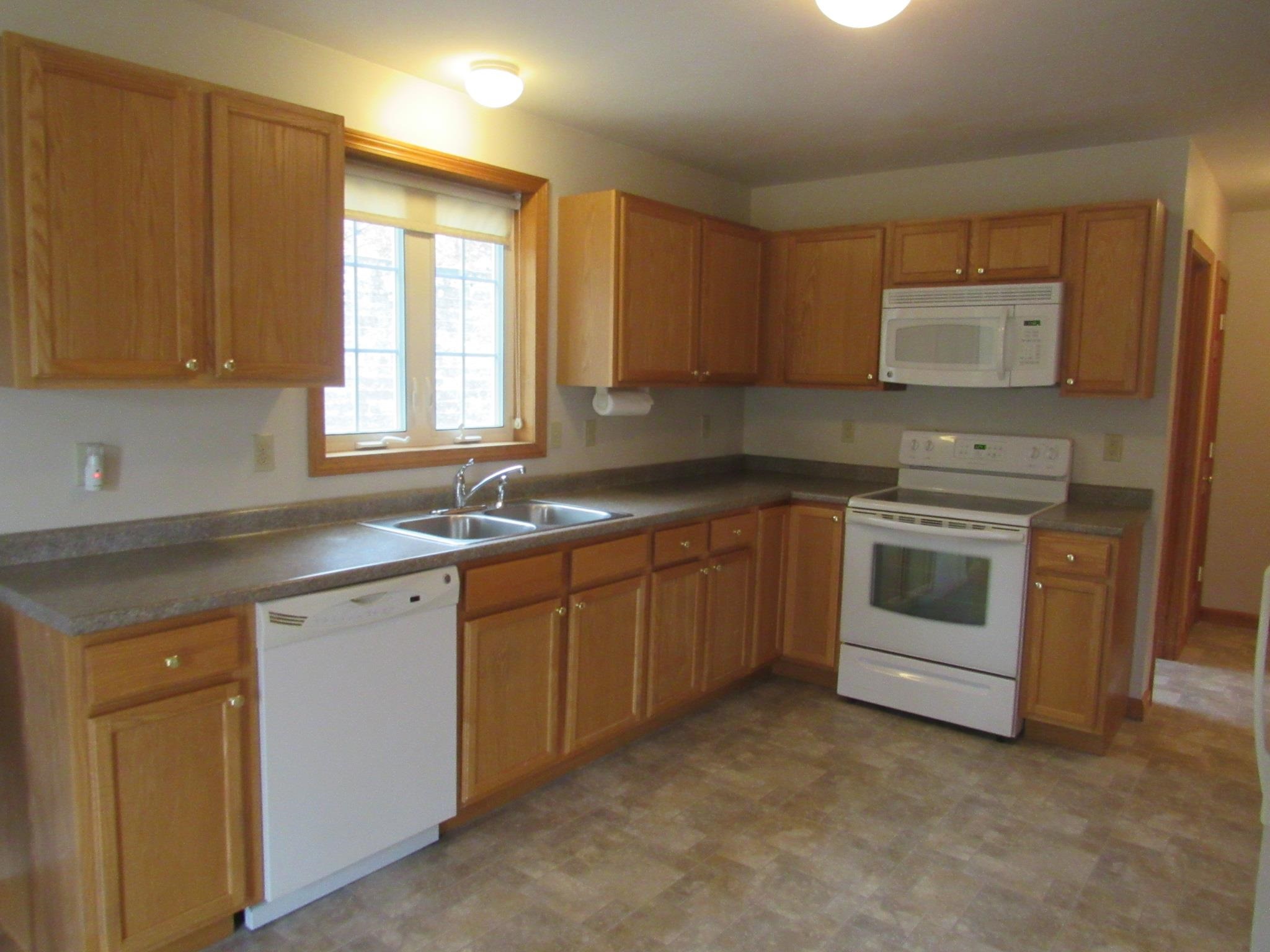 41-43 Tonella Road Milford, NH 03055 - Photo 2 of 40 Gallery Image 2