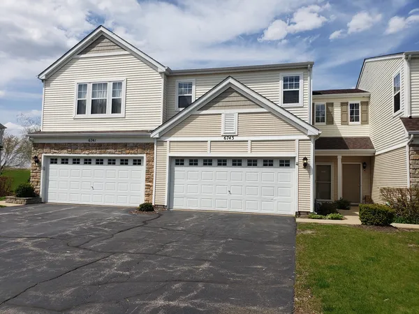 $2,195 | 6743 Slate Drive, Carpentersville, IL 60110