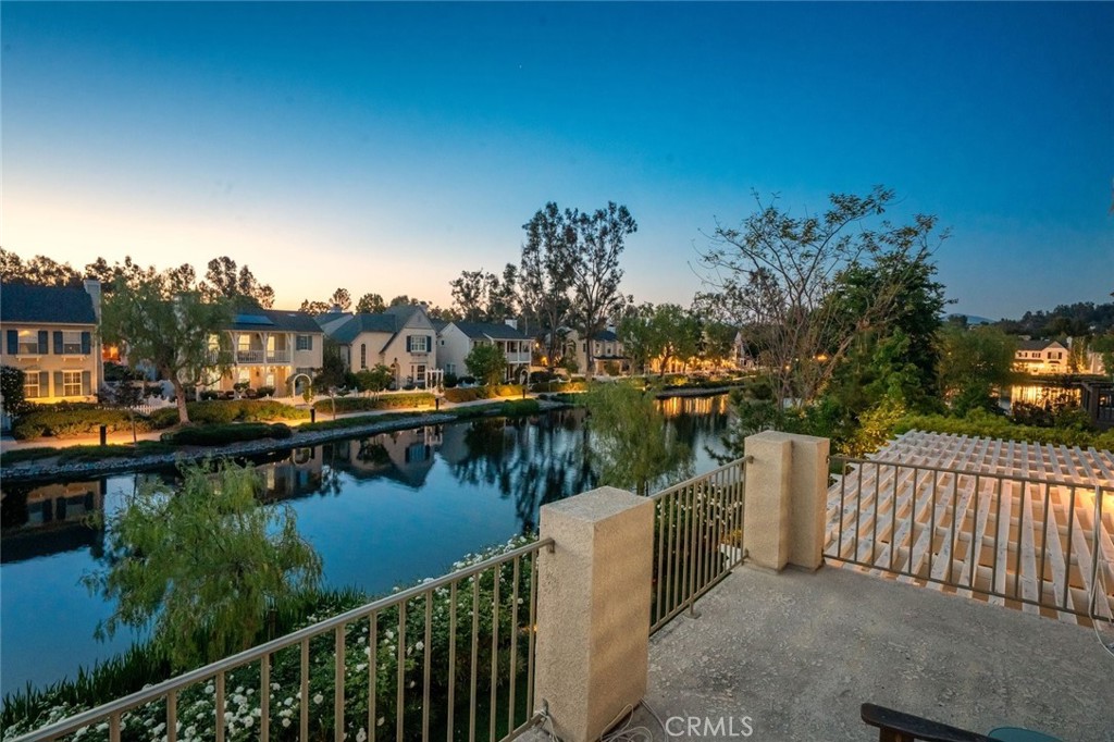 27052 Island Road Valencia, CA 91355 - Photo 11 of 75