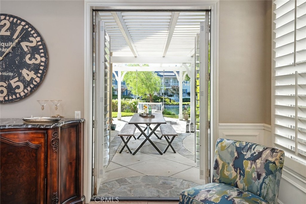 27052 Island Road Valencia, CA 91355 - Photo 25 of 75