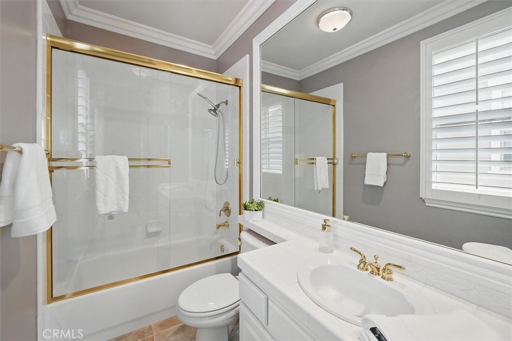 27052 Island Road Valencia, CA 91355 - Photo 55 of 75