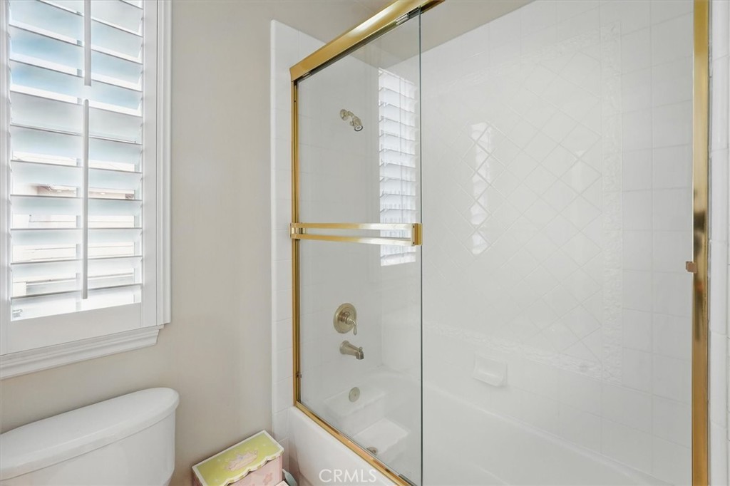 27052 Island Road Valencia, CA 91355 - Photo 59 of 75