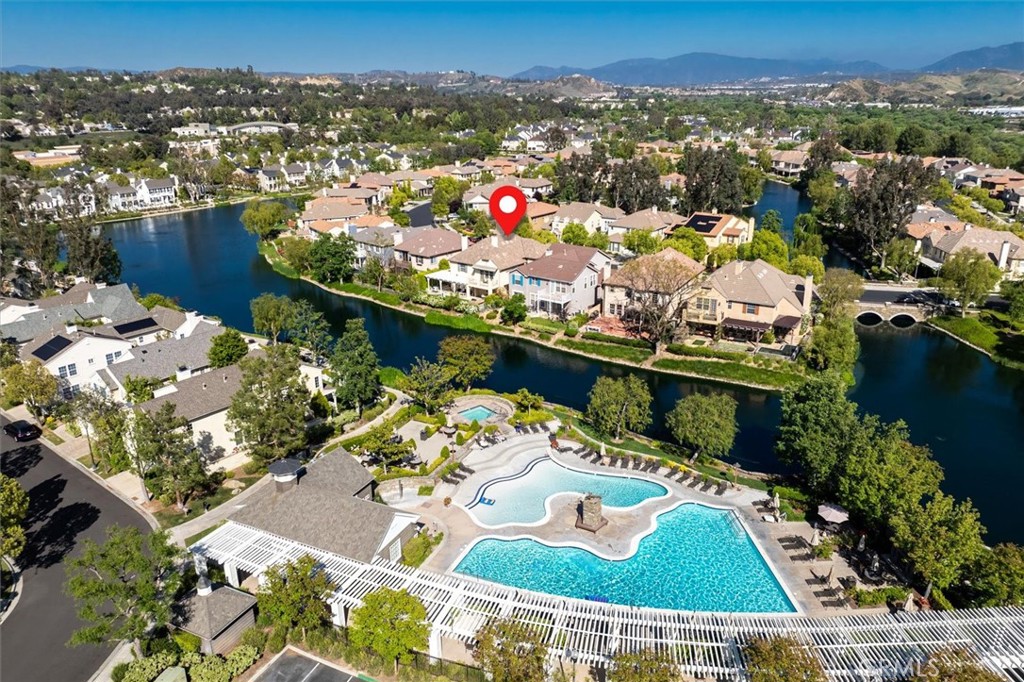 27052 Island Road Valencia, CA 91355 - Photo 6 of 75