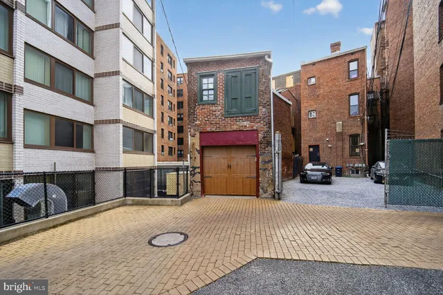 $11,000,000 | 1113 Massachusetts Avenue Northwest, Washington, DC 20005