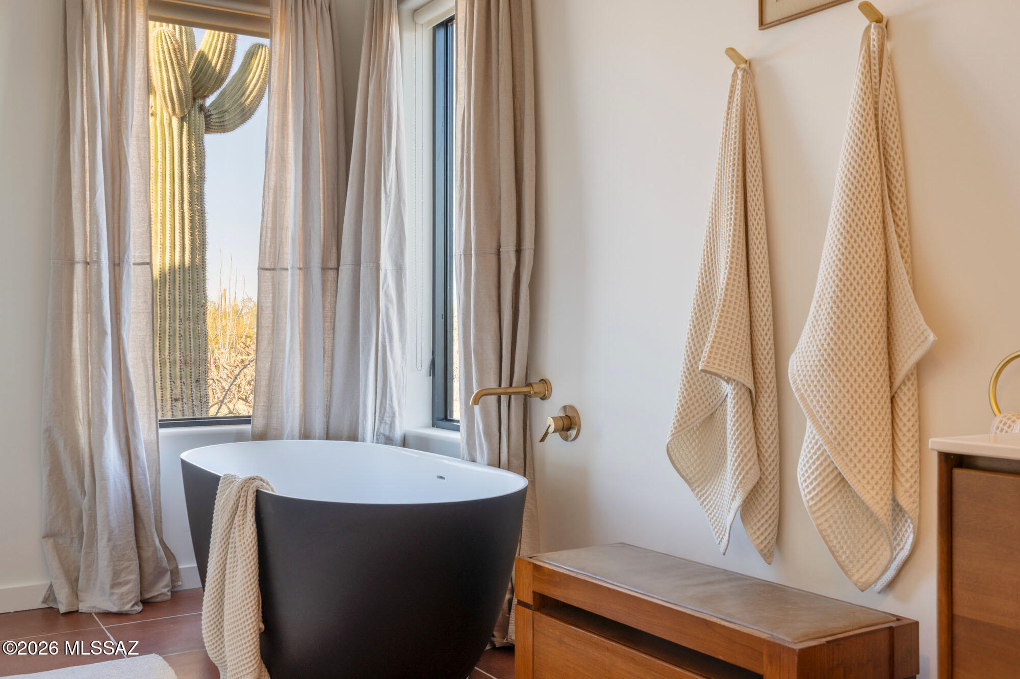 12175 West Dancing Raven Road Tucson, AZ 85743 - Photo 24 of 52 soaking tub + saguaro views