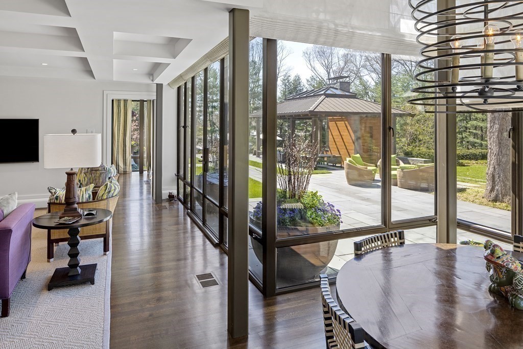 166 Edmunds Road Wellesley, MA 02481 - Photo 12 of 27