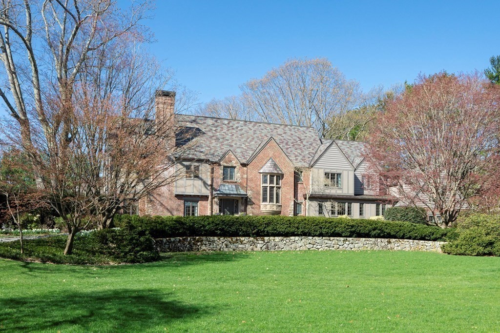 166 Edmunds Road Wellesley, MA 02481 - Photo 2 of 27