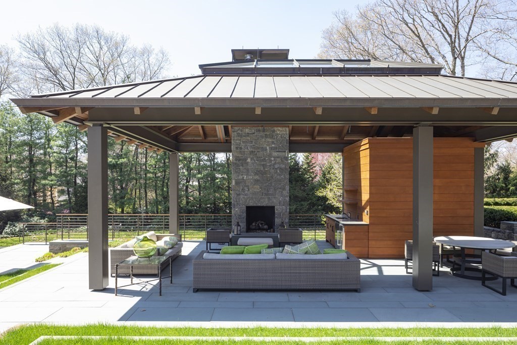 166 Edmunds Road Wellesley, MA 02481 - Photo 23 of 27