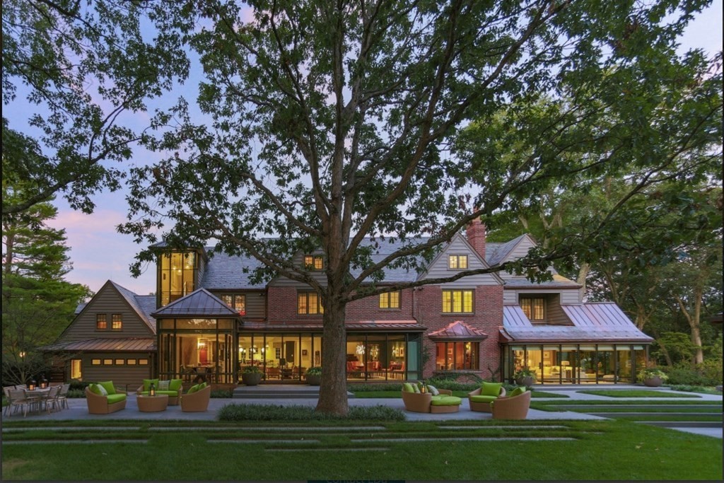 166 Edmunds Road Wellesley, MA 02481 - Photo 3 of 27