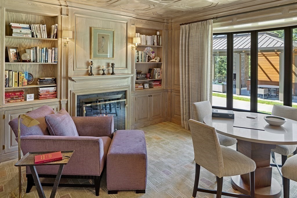 166 Edmunds Road Wellesley, MA 02481 - Photo 7 of 27