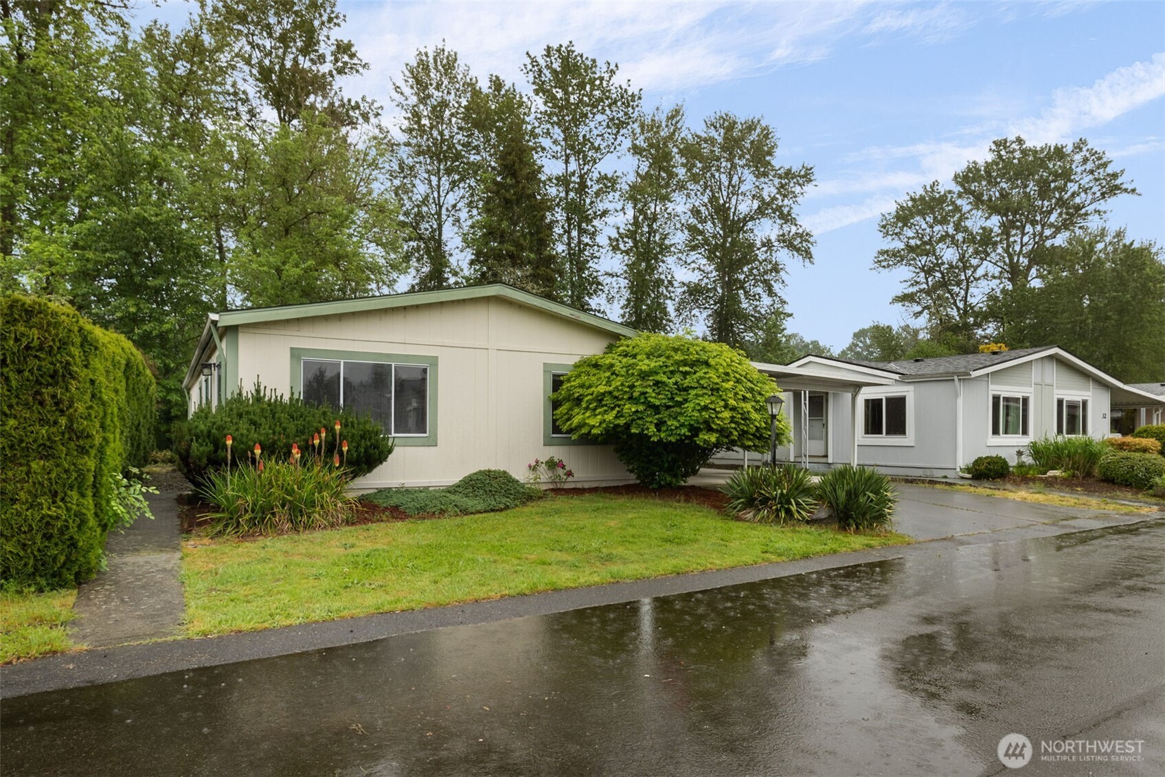 836 Harman Way South, Unit 33 Orting, WA 98360 - Photo 1 of 30