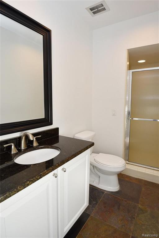 25310 Canterbury Road Franklin, MI 48025 - Photo 18 of 43