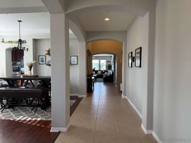 $1,365,000 | 2327 Clearcrest Lane, Fallbrook, CA 92028