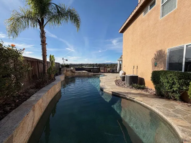 $1,365,000 | 2327 Clearcrest Lane, Fallbrook, CA 92028