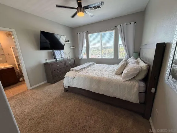 $1,289,999 | 2327 Clearcrest Lane, Fallbrook, CA 92028