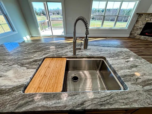 $464,900 | 8184 Aedc Road, Estill Springs, TN 37330