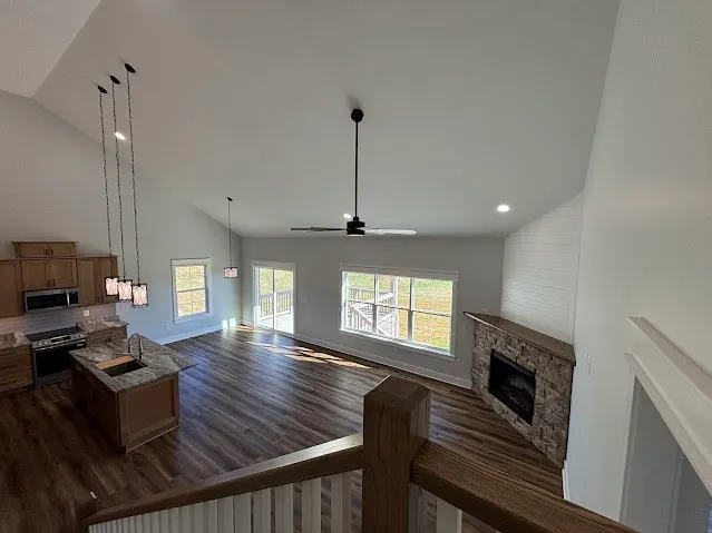 $464,900 | 8184 Aedc Road, Estill Springs, TN 37330