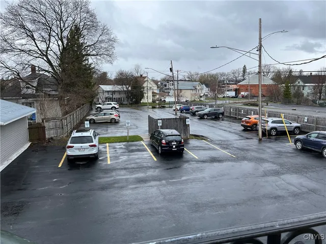 $89,000 | 19 Genesee Court, Unit 19, Utica, NY 13502