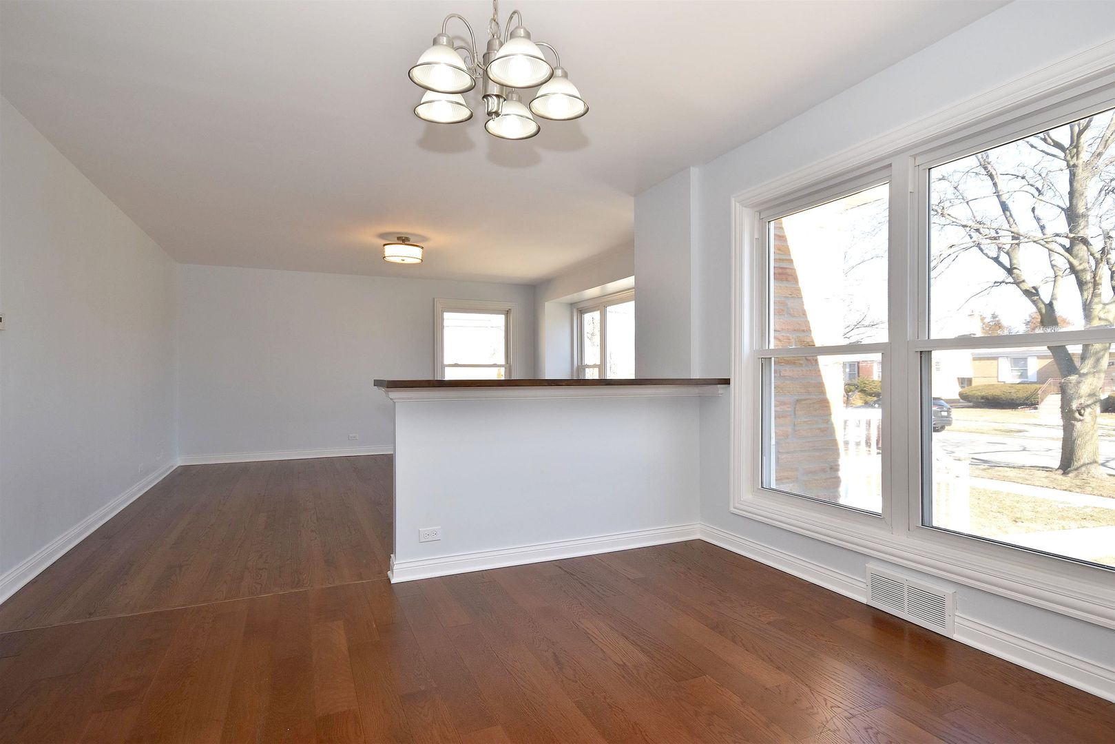 2322 2nd Avenue North Riverside, IL 60546 - Photo 11 of 28 Gallery Image 11
