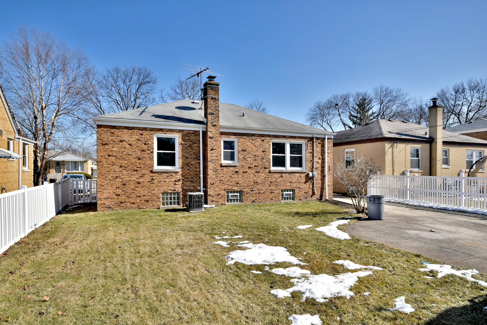 2322 2nd Avenue North Riverside, IL 60546 - Photo 25 of 28 Gallery Image 25