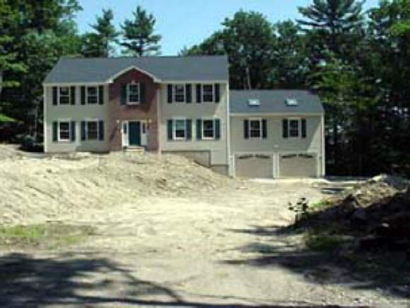 35 Indian Rock Road Nashua, NH 03063 - Photo 1 of 2