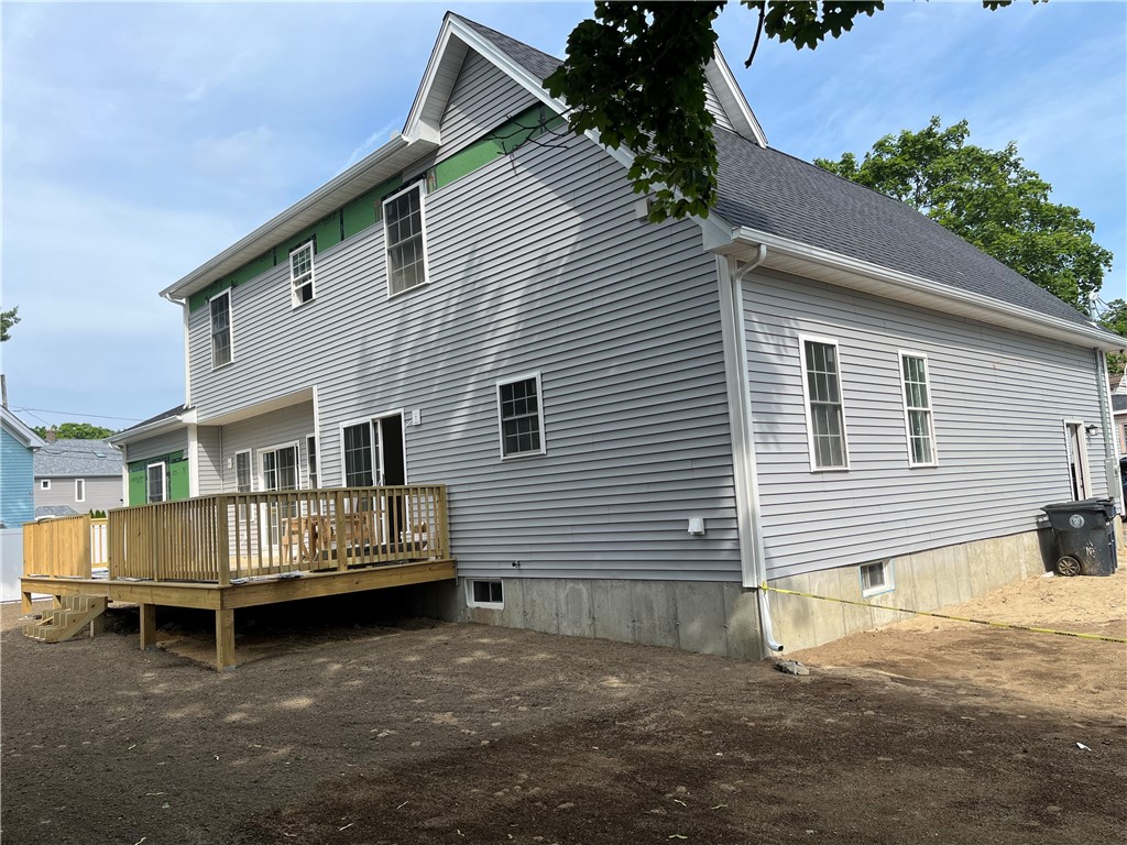 39 Blake Street Warwick, RI 02889 - Photo 3 of 33