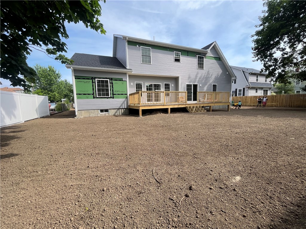 39 Blake Street Warwick, RI 02889 - Photo 7 of 33