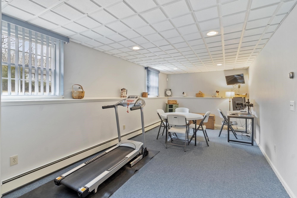 20 Hood Road Tewksbury, MA 01876 - Photo 13 of 22