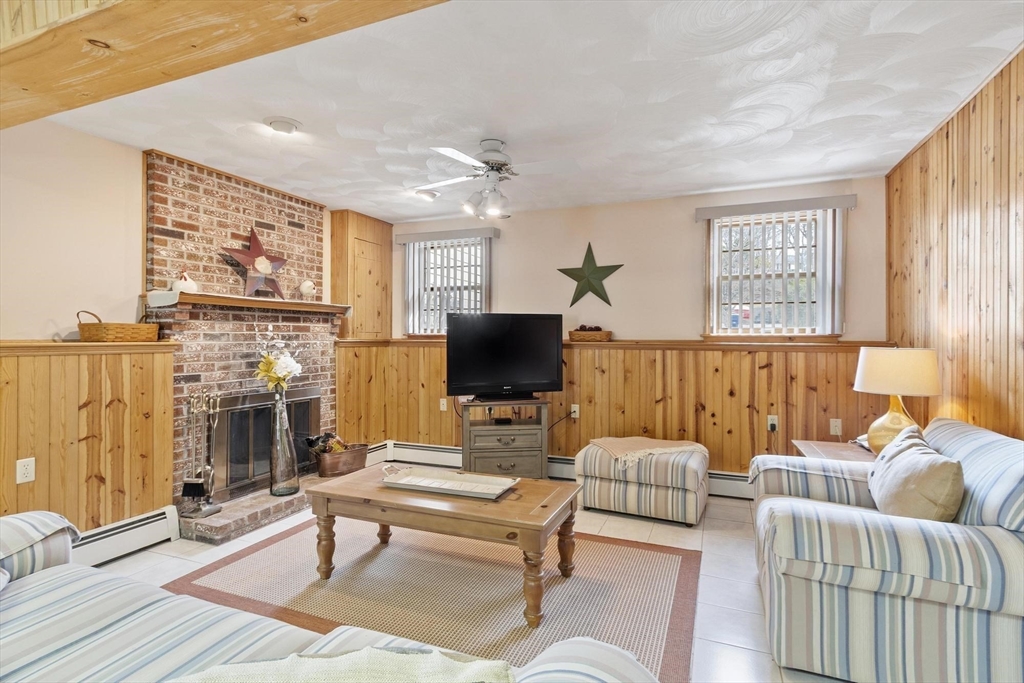 20 Hood Road Tewksbury, MA 01876 - Photo 18 of 22